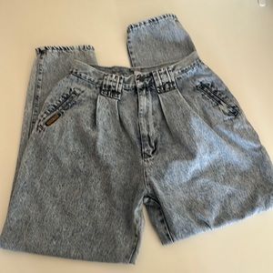 Vintage 80s PS Gitano acid wash pleated jeans, size 14